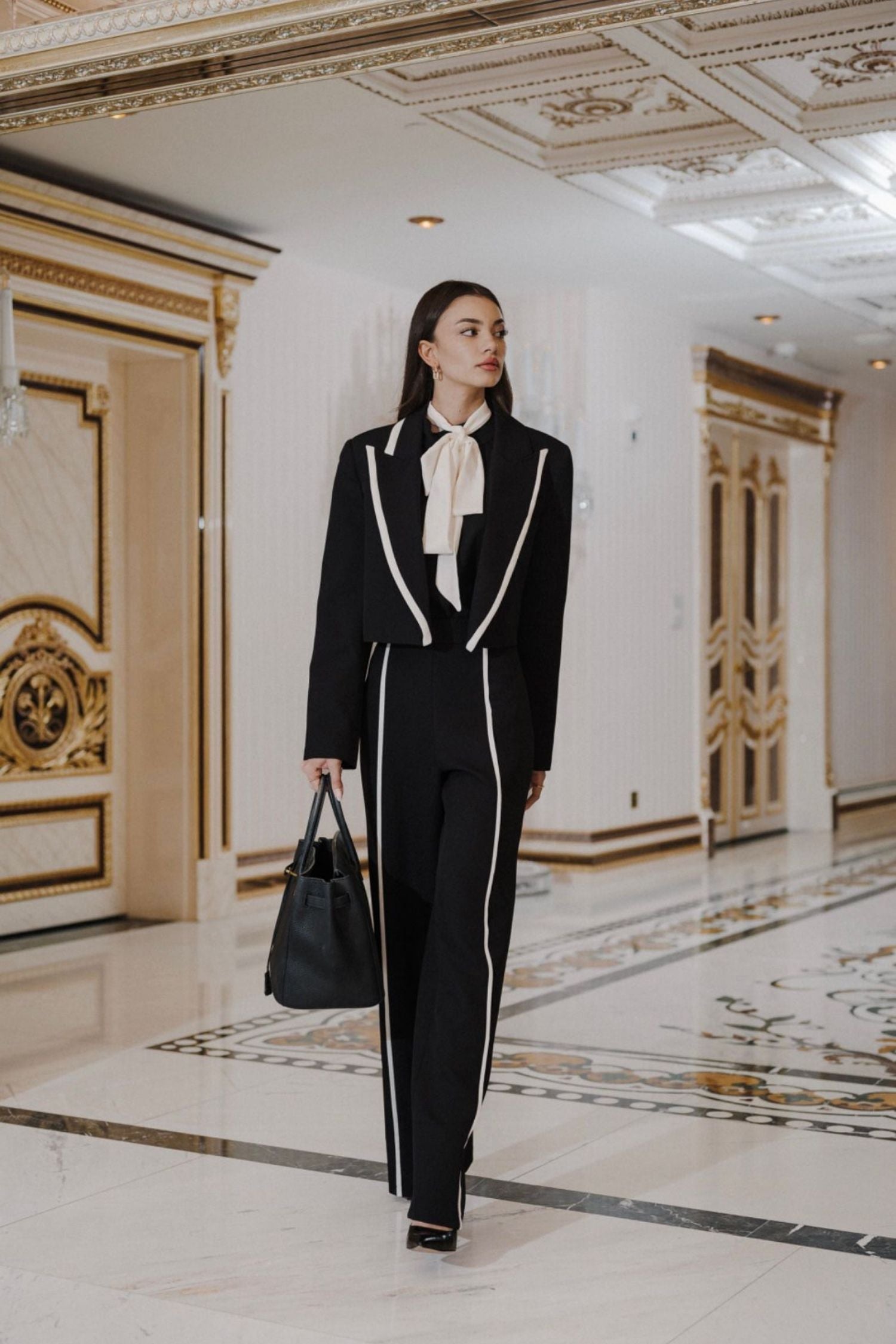 WHITE WIPING TROUSERS AND JACKET SET
