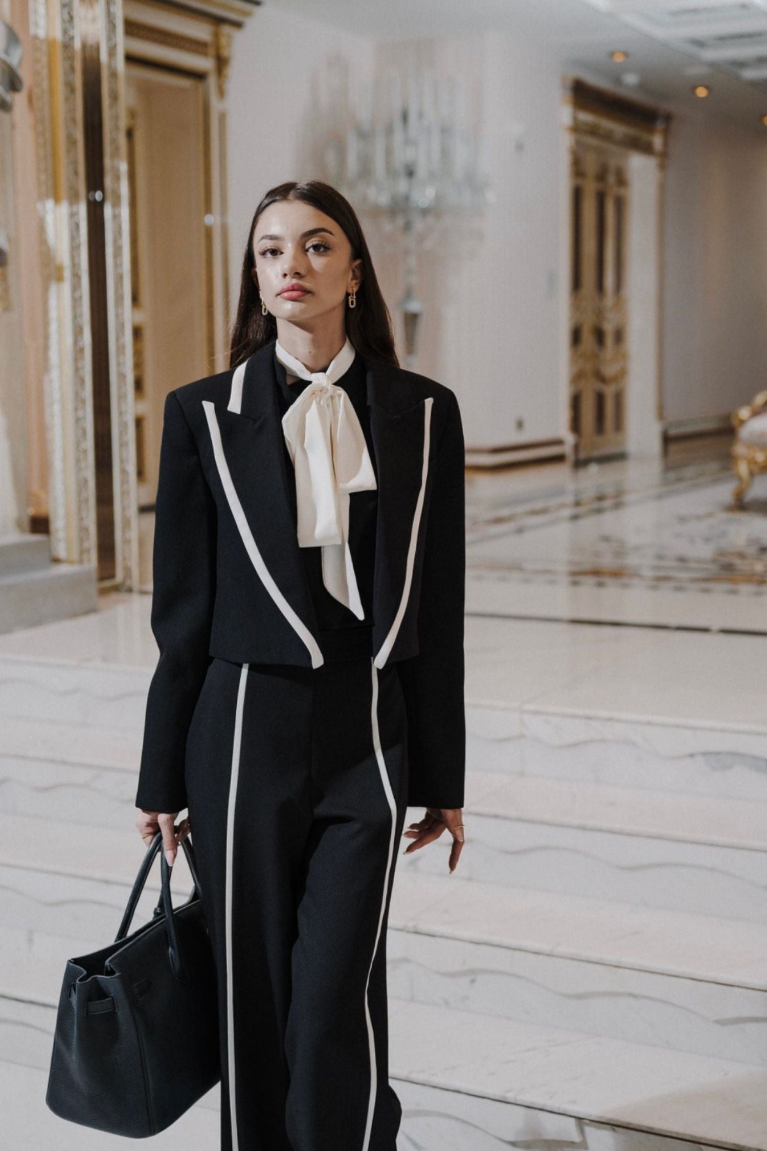 BEYAZ PANTOLON CEKET TAKIM