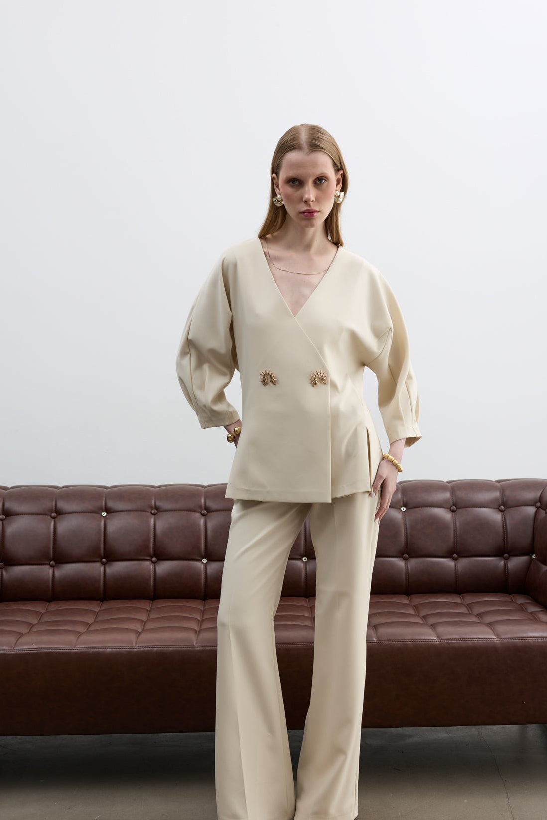 JULIET BEIGE SUITE
