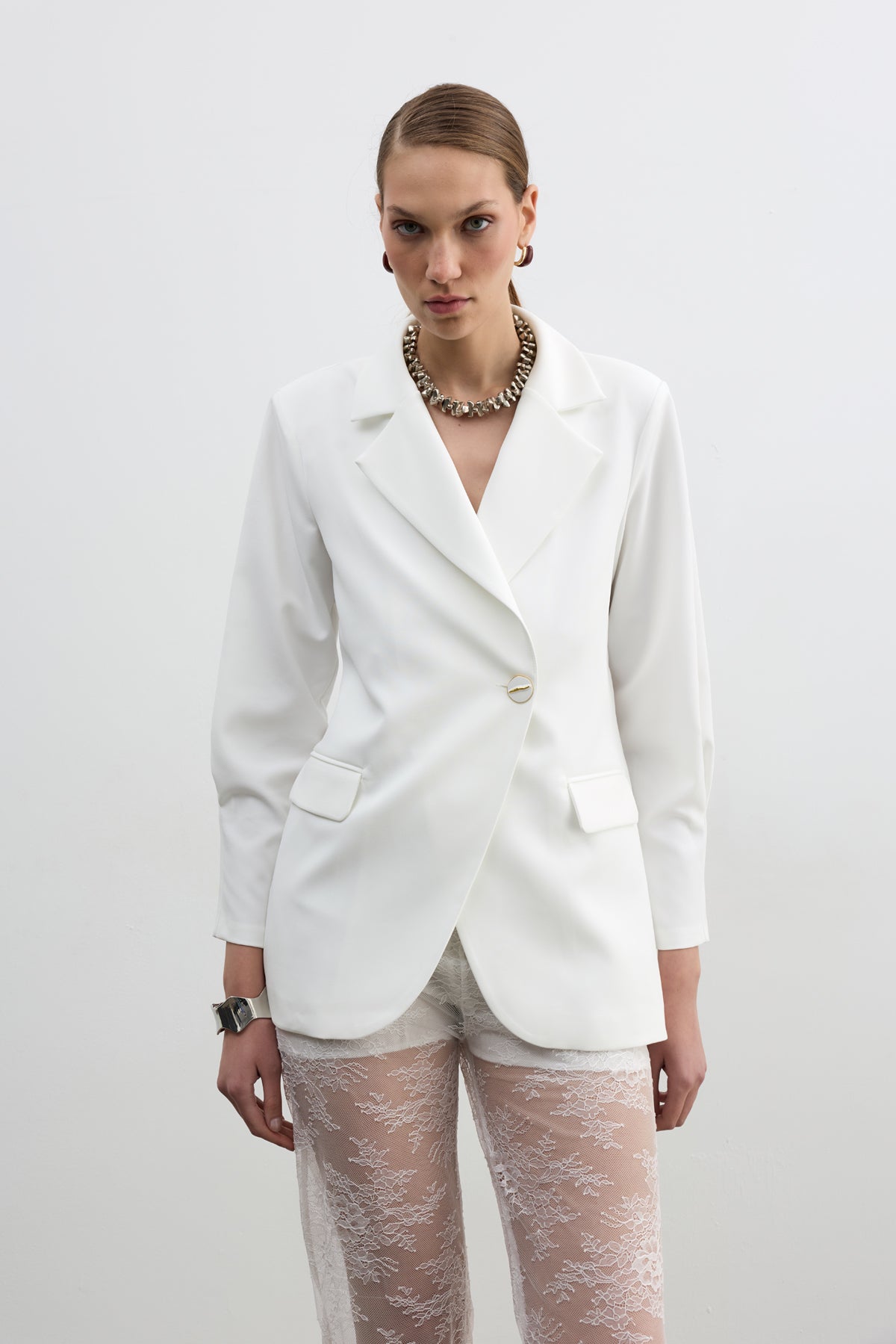 ELSE WHITE SUITE