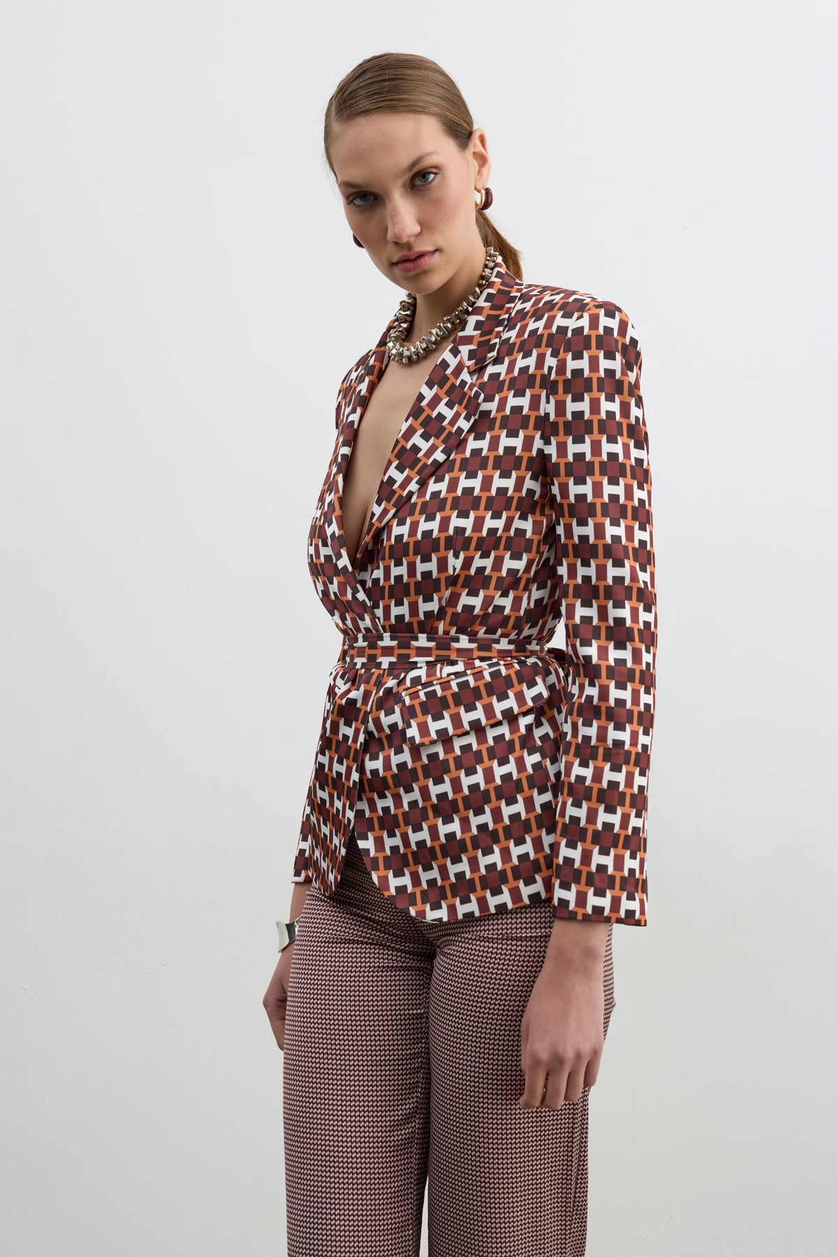 GIANA BROWN BLAZER JACKET